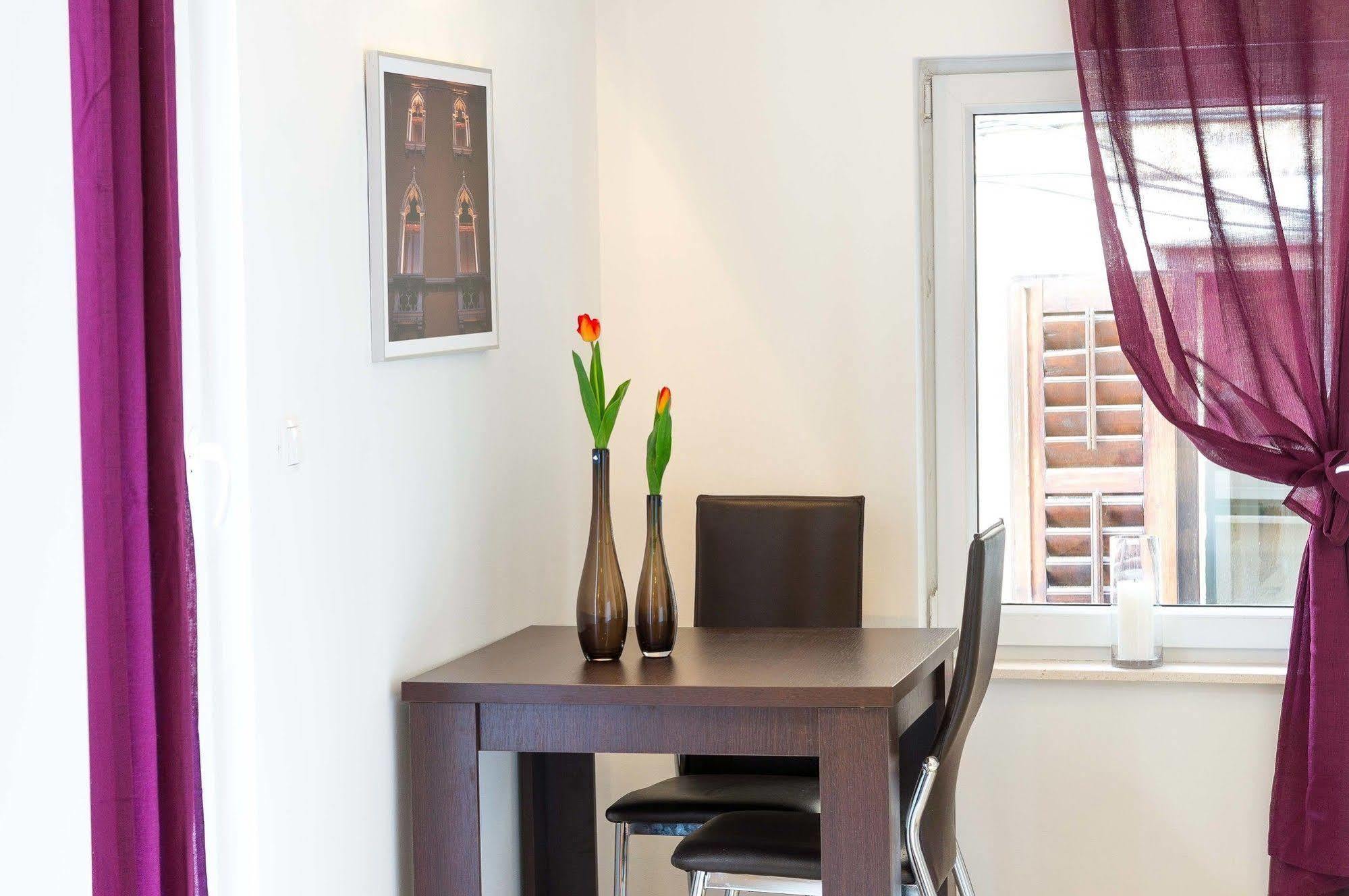 Split Oasis Studio Apartments Εξωτερικό φωτογραφία