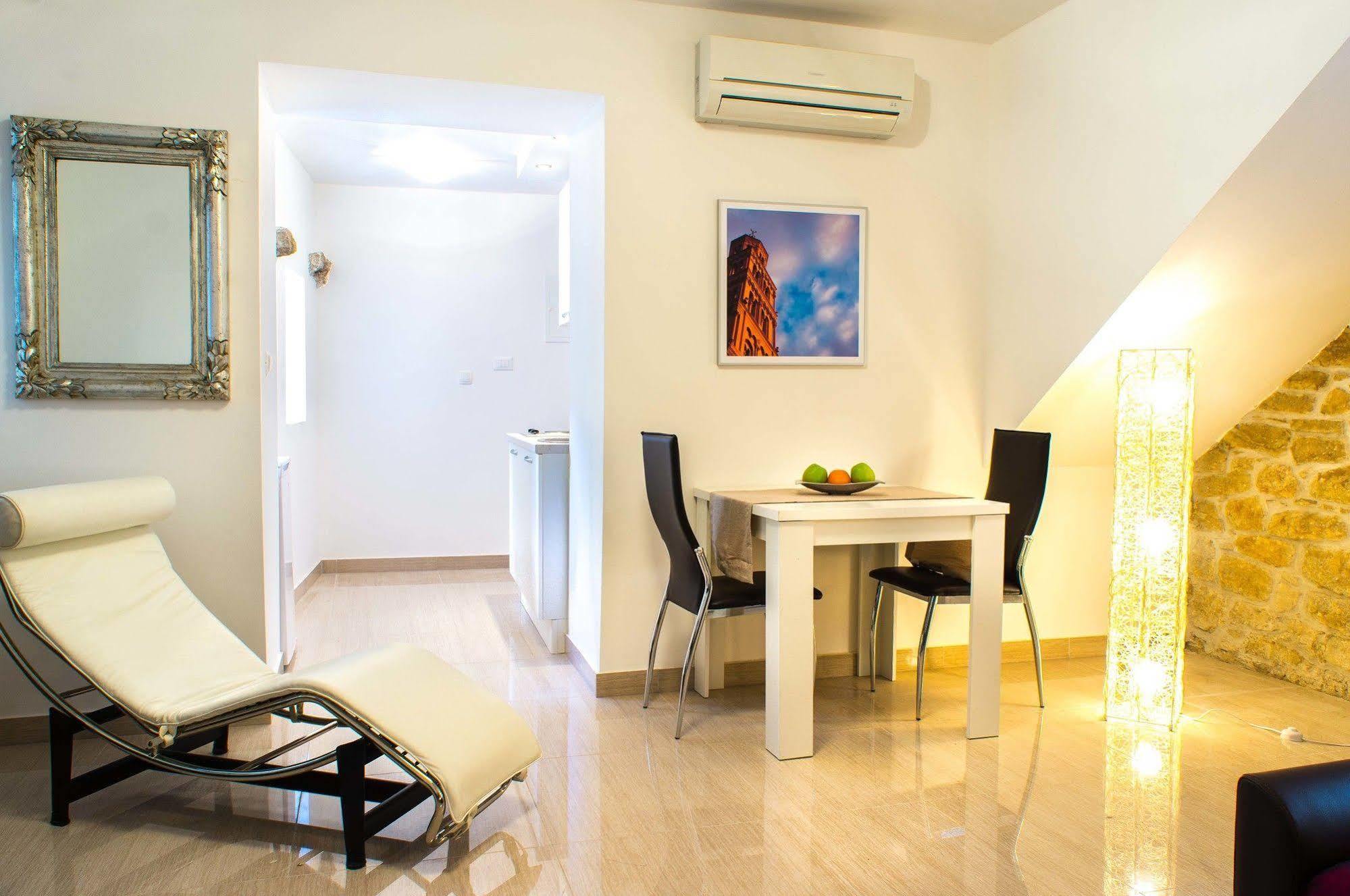 Split Oasis Studio Apartments Εξωτερικό φωτογραφία