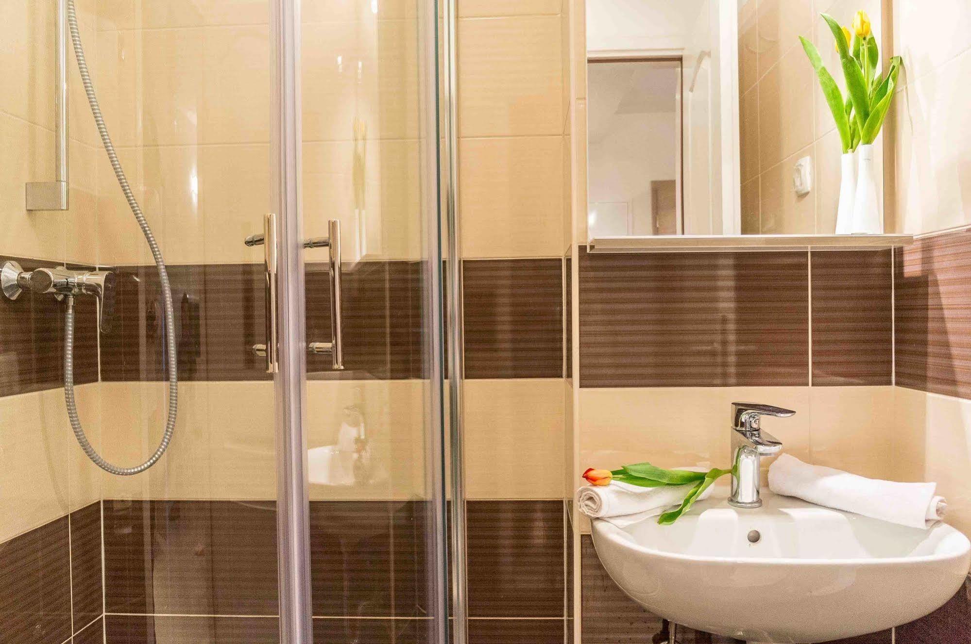 Split Oasis Studio Apartments Εξωτερικό φωτογραφία