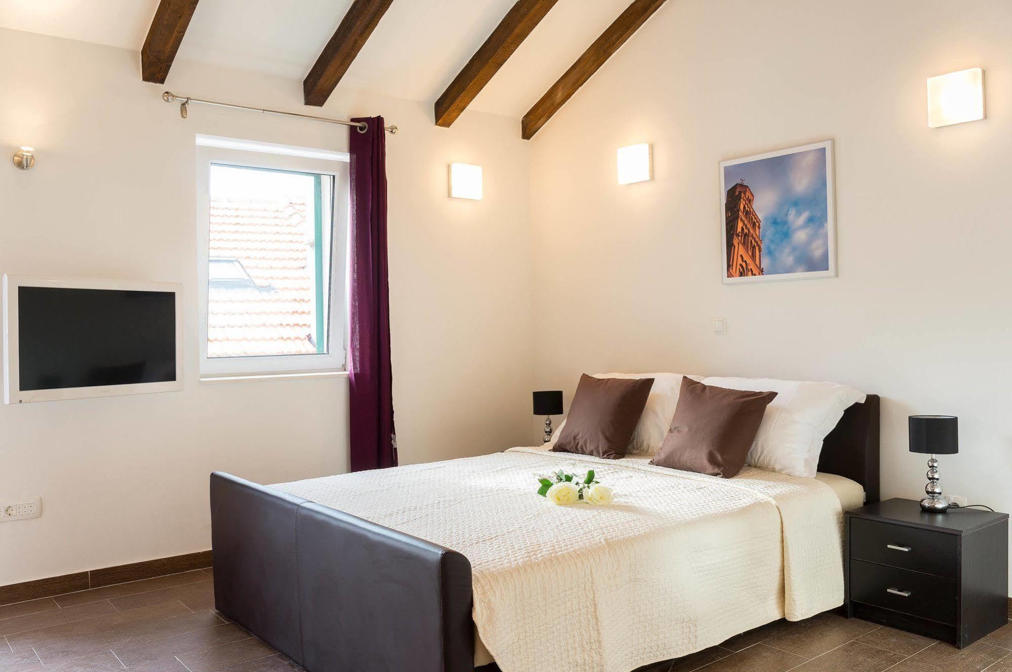 Split Oasis Studio Apartments Εξωτερικό φωτογραφία